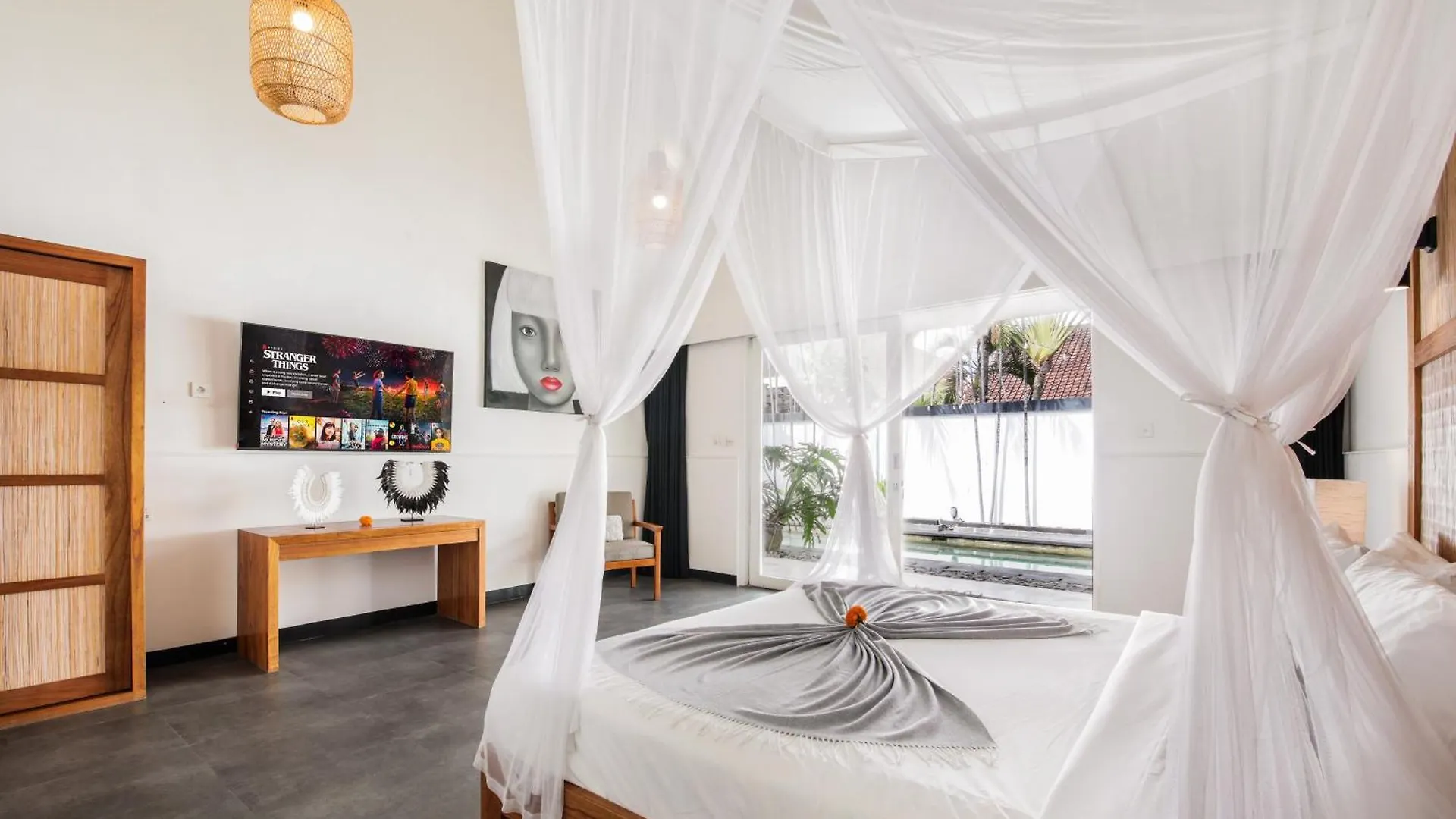 Villa Zebra Walking Distance To Potato Head Seminyak